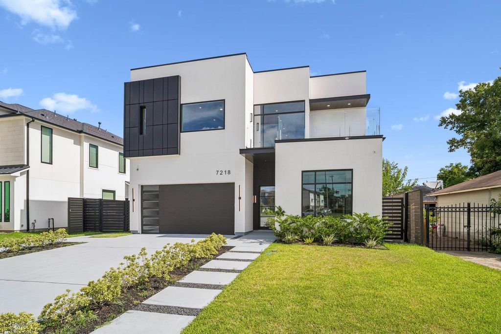 7218 Schiller Street, Houston, TX 77055