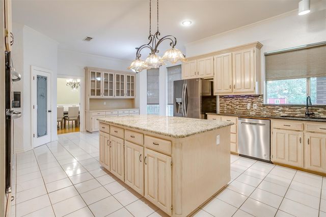 12 Park Place, Mansfield, TX 76063