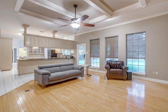 12 Park Place, Mansfield, TX 76063