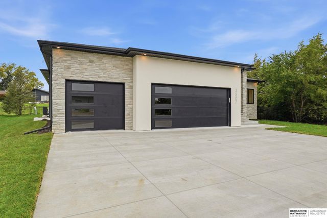 3507 Kilkee Road, Lincoln, NE 68520
