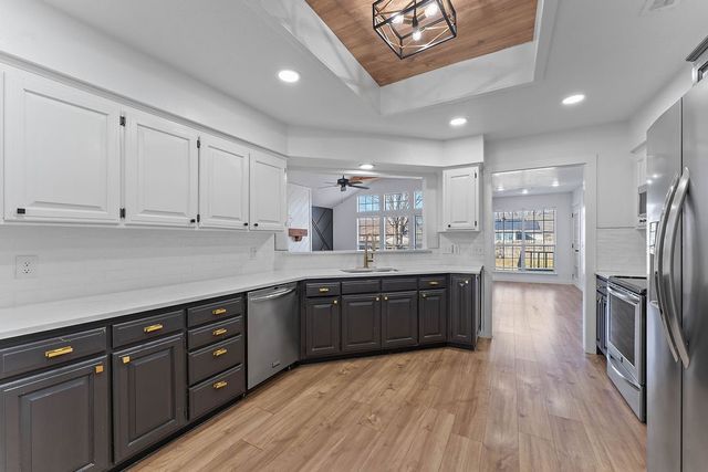 3901 W Cedar Street, Rogers, AR 72756