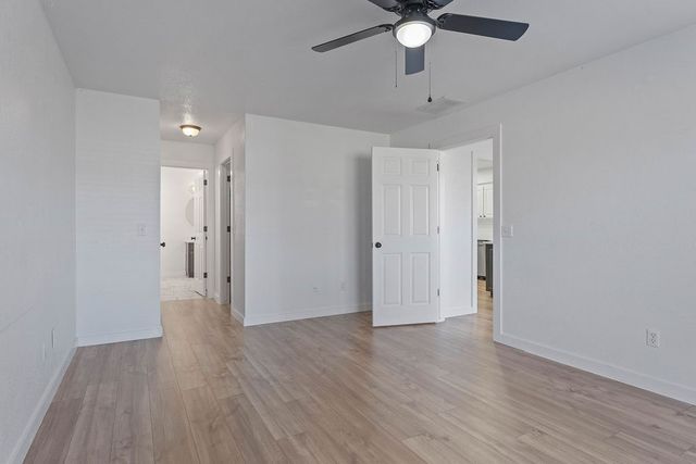 3901 W Cedar Street, Rogers, AR 72756