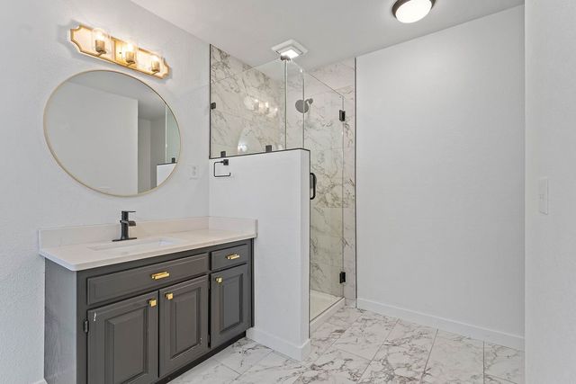 3901 W Cedar Street, Rogers, AR 72756