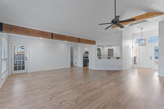 3901 W Cedar Street, Rogers, AR 72756