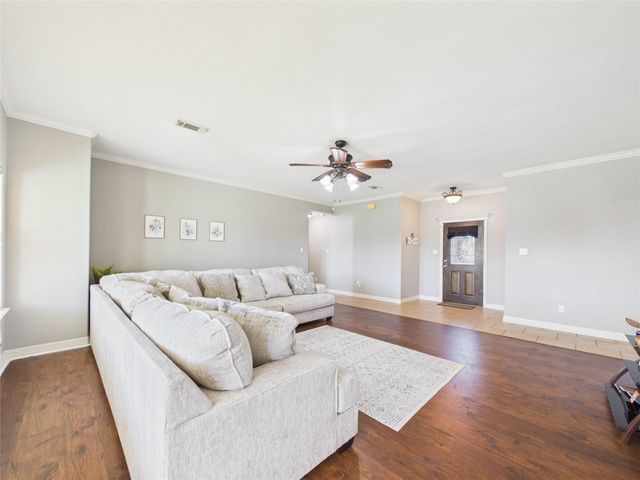 131 Eagle Nest Court, Richwood, TX 77566