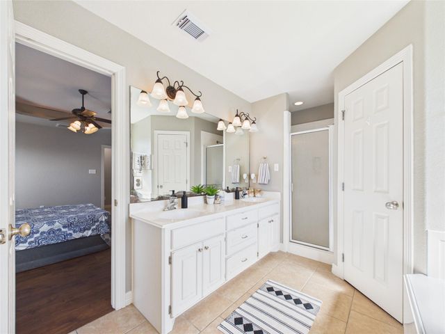 131 Eagle Nest Court, Richwood, TX 77566