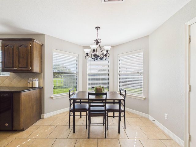 131 Eagle Nest Court, Richwood, TX 77566