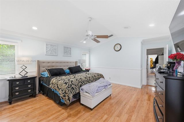 10003 NW 53rd Ct, Coral Springs, FL 33076