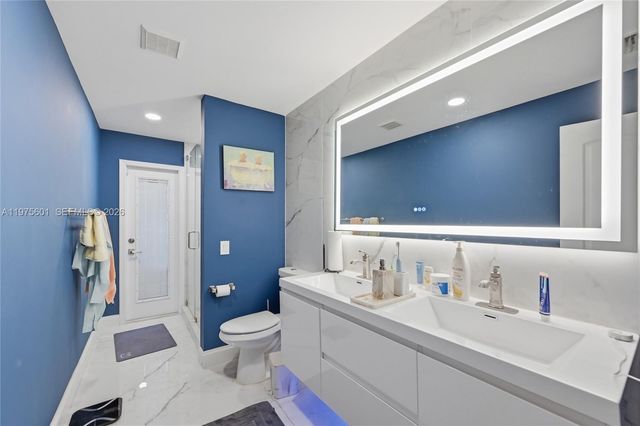 10003 NW 53rd Ct, Coral Springs, FL 33076