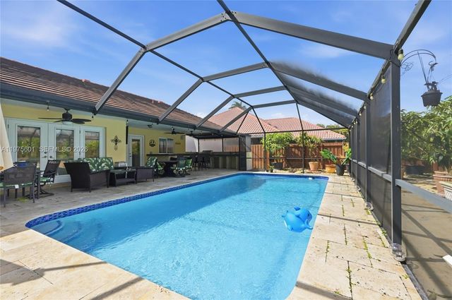 10003 NW 53rd Ct, Coral Springs, FL 33076