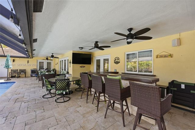 10003 NW 53rd Ct, Coral Springs, FL 33076