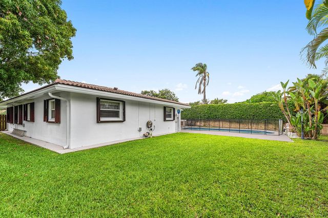 4025 NW 105th Avenue, Coral Springs, FL 33065