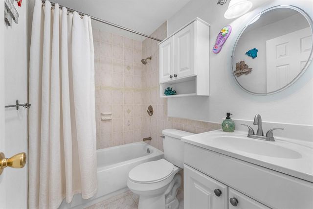 4025 NW 105th Avenue, Coral Springs, FL 33065