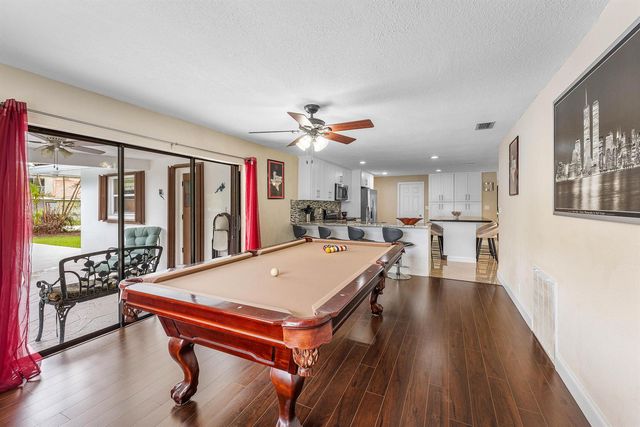 4025 NW 105th Avenue, Coral Springs, FL 33065