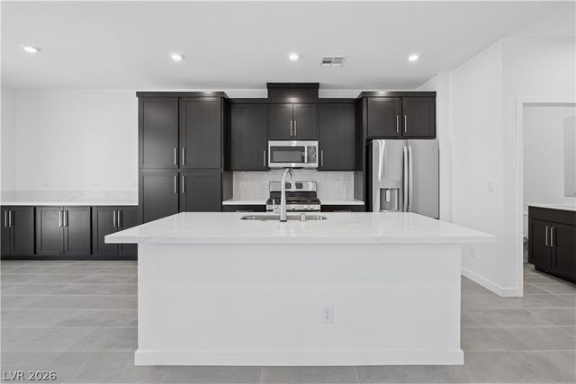11970 Angle Cliff Avenue, Las Vegas, NV 89138