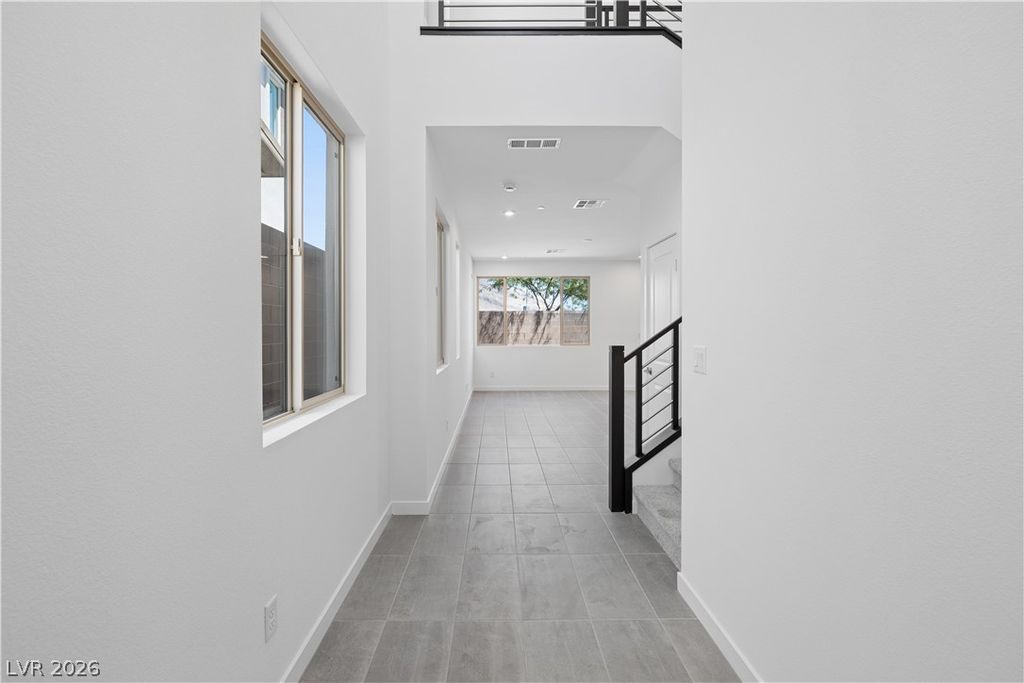 11970 Angle Cliff Avenue, Las Vegas, NV 89138 — photo 3