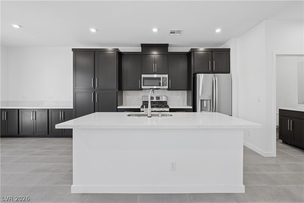 11970 Angle Cliff Avenue, Las Vegas, NV 89138 — photo 5