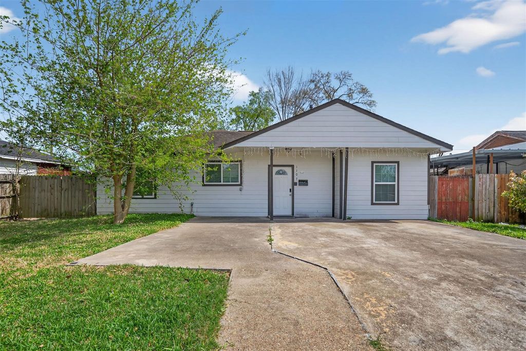 1107 Christine Street, Houston, TX 77017