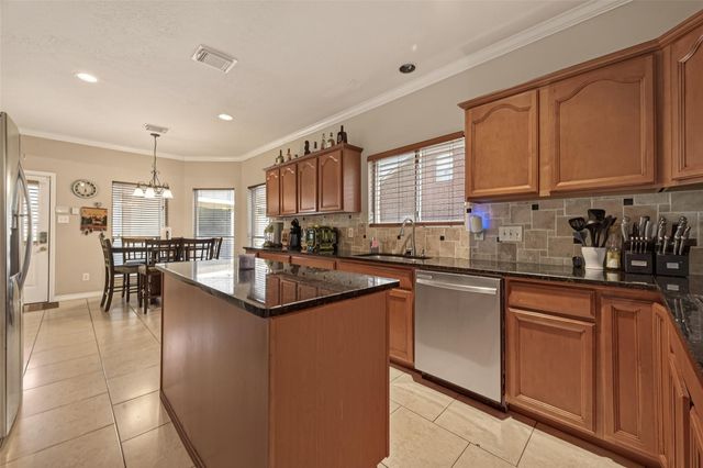 4231 Flora Drive, Pasadena, TX 77505