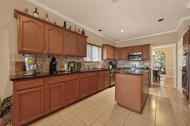 4231 Flora Drive, Pasadena, TX 77505