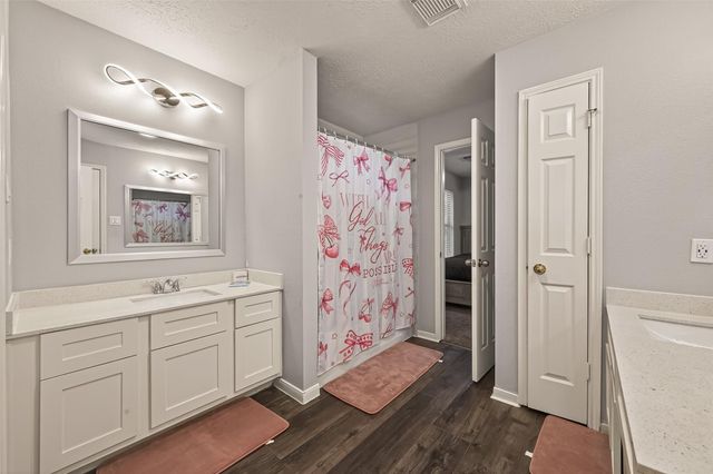 4231 Flora Drive, Pasadena, TX 77505