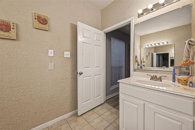 4231 Flora Drive, Pasadena, TX 77505