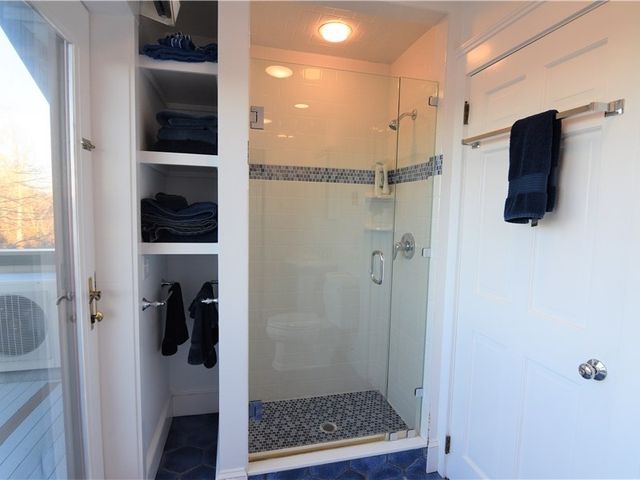 35 Chastellux Avenue J, Newport, RI 02840