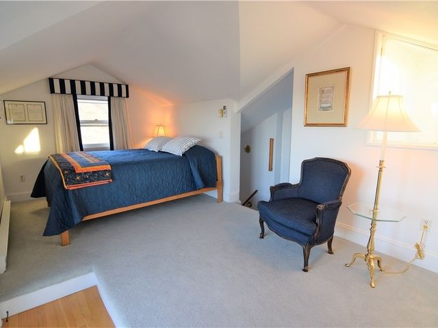 35 Chastellux Avenue J, Newport, RI 02840