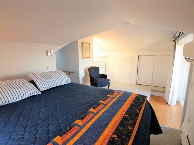 35 Chastellux Avenue J, Newport, RI 02840