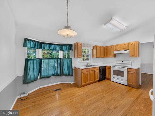 9734 ZIMBRO AVE, Manassas, VA 20110