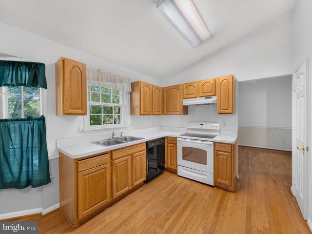 9734 ZIMBRO AVE, Manassas, VA 20110