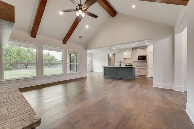 745 Evergreen Way, Nevada, TX 75173