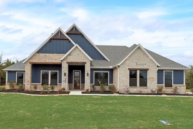 745 Evergreen Way, Nevada, TX 75173