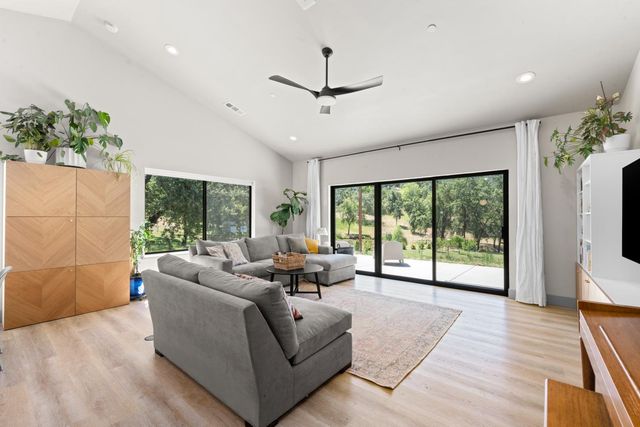 2295 Moran Ct, Auburn, CA 95603