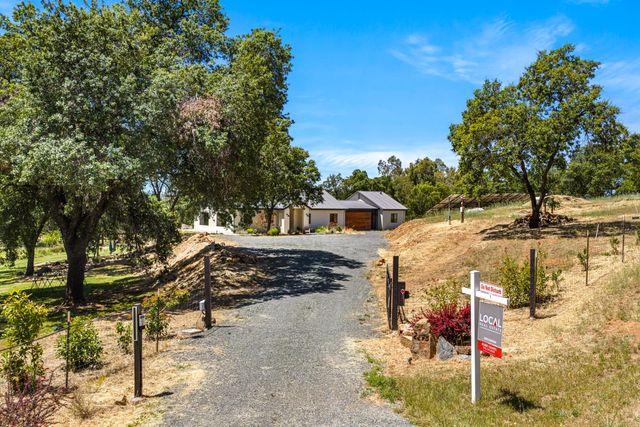 2295 Moran Ct, Auburn, CA 95603