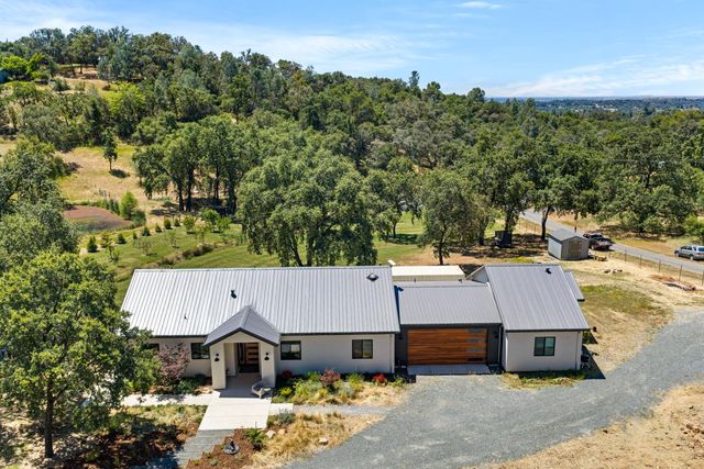 2295 Moran Ct, Auburn, CA 95603