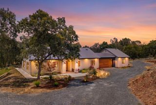 2295 Moran Ct, Auburn, CA 95603
