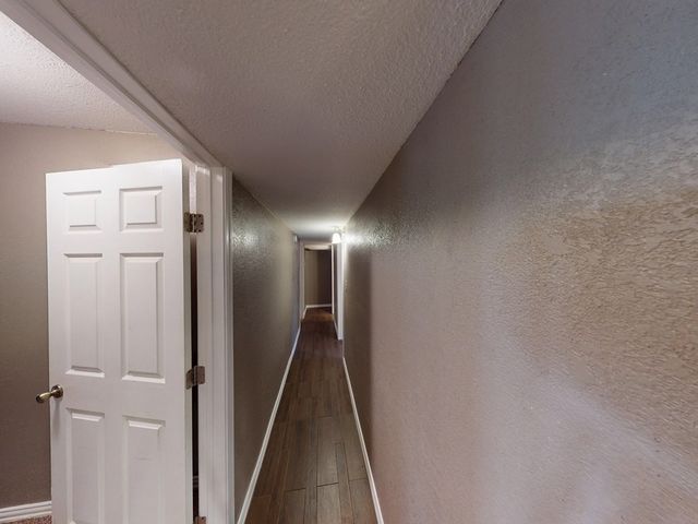 200 SW Ave E, Andrews, TX 79714