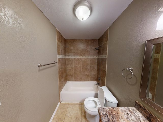 200 SW Ave E, Andrews, TX 79714