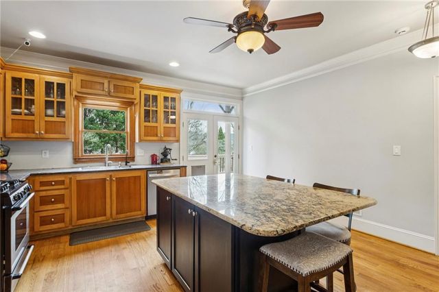 2556 Hazel SE Drive, Atlanta, GA 30316