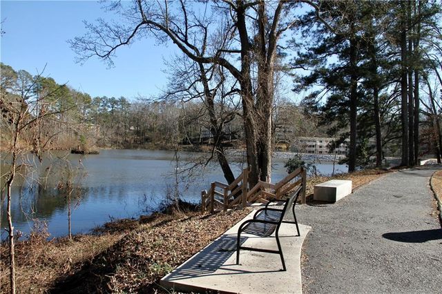 2556 Hazel SE Drive, Atlanta, GA 30316