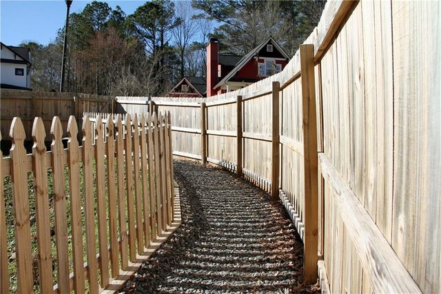 2556 Hazel SE Drive, Atlanta, GA 30316