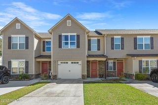 230 Boyington Place Road, Midway Park, NC 28544