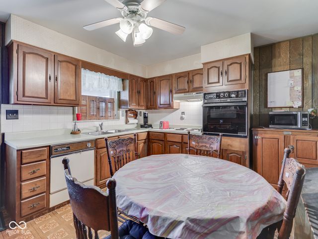 810 S Cherry Street, Martinsville, IN 46151