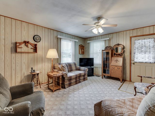 810 S Cherry Street, Martinsville, IN 46151