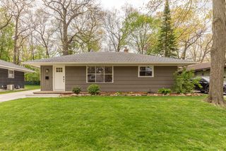 814 Carbeck Drive, Ann Arbor, MI 48103