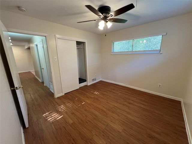 907 Possum Trot ST A, Austin, TX 78703