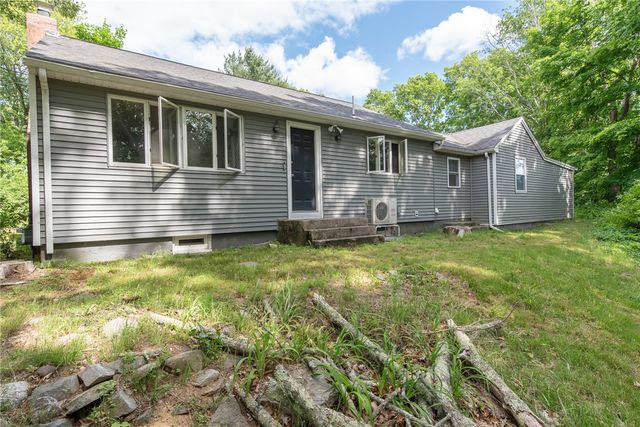 11 COUNTRY HILL Road, Cumberland, RI 02864