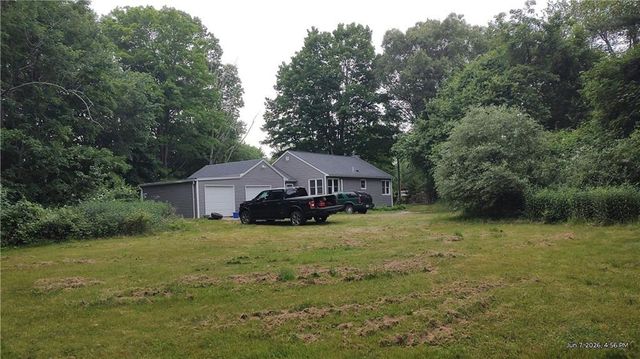 11 COUNTRY HILL Road, Cumberland, RI 02864