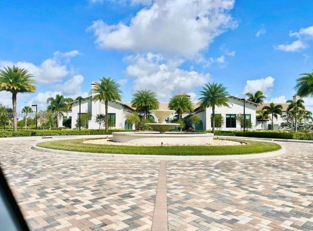 4982 Brigata Way, Ave Maria, FL 34142